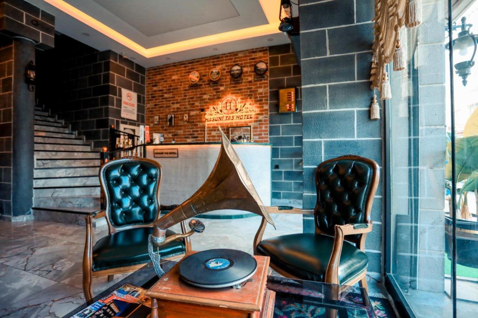 Hasuni Tas Hotel 디아르아바키 외부 사진