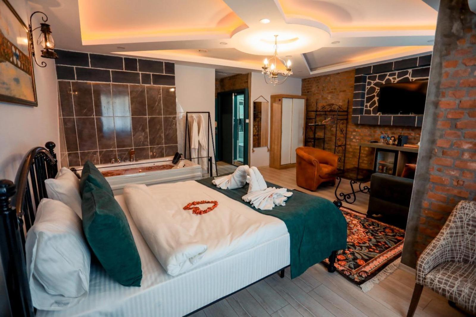 Hasuni Tas Hotel 디아르아바키 외부 사진