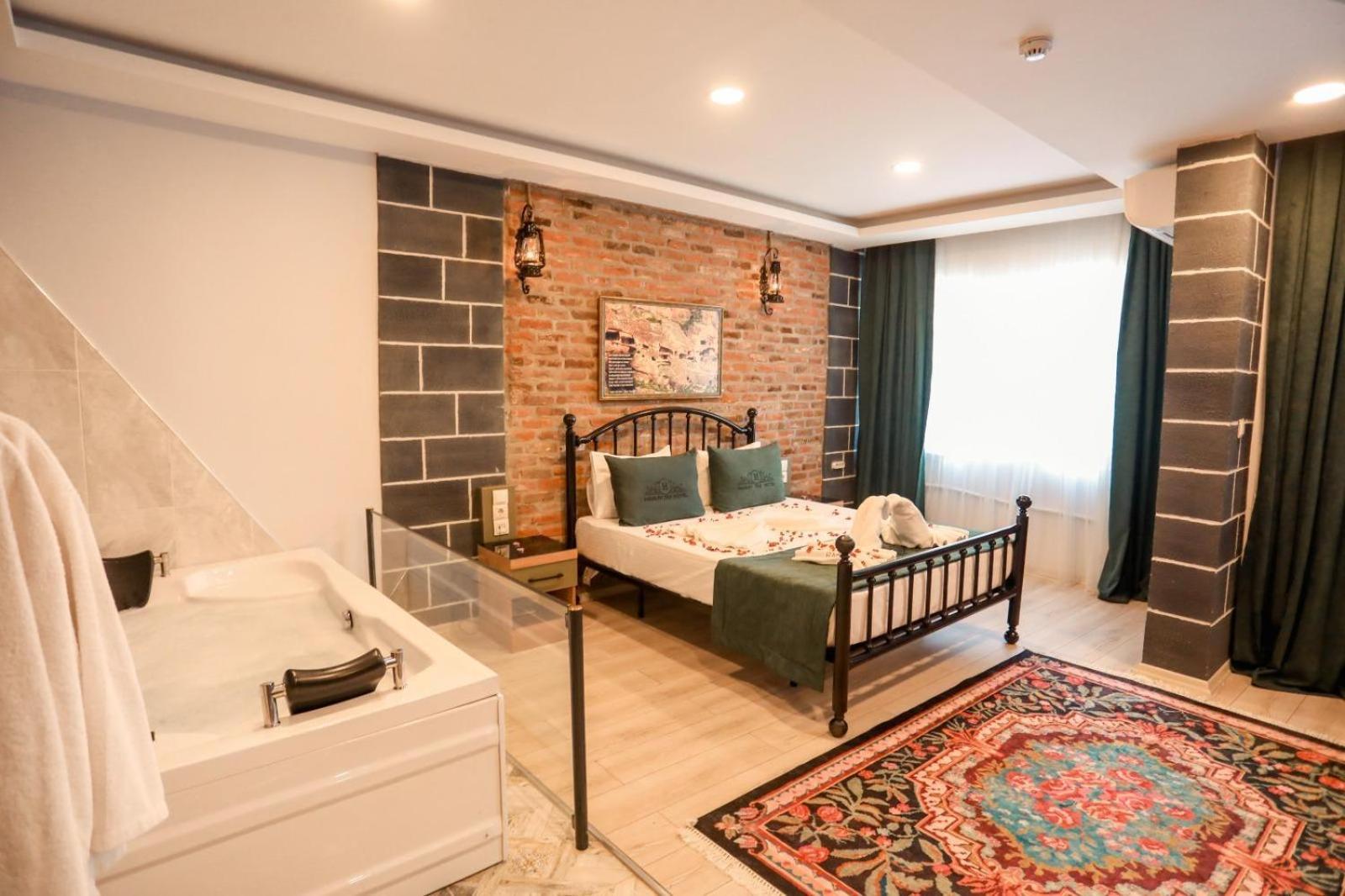 Hasuni Tas Hotel 디아르아바키 외부 사진